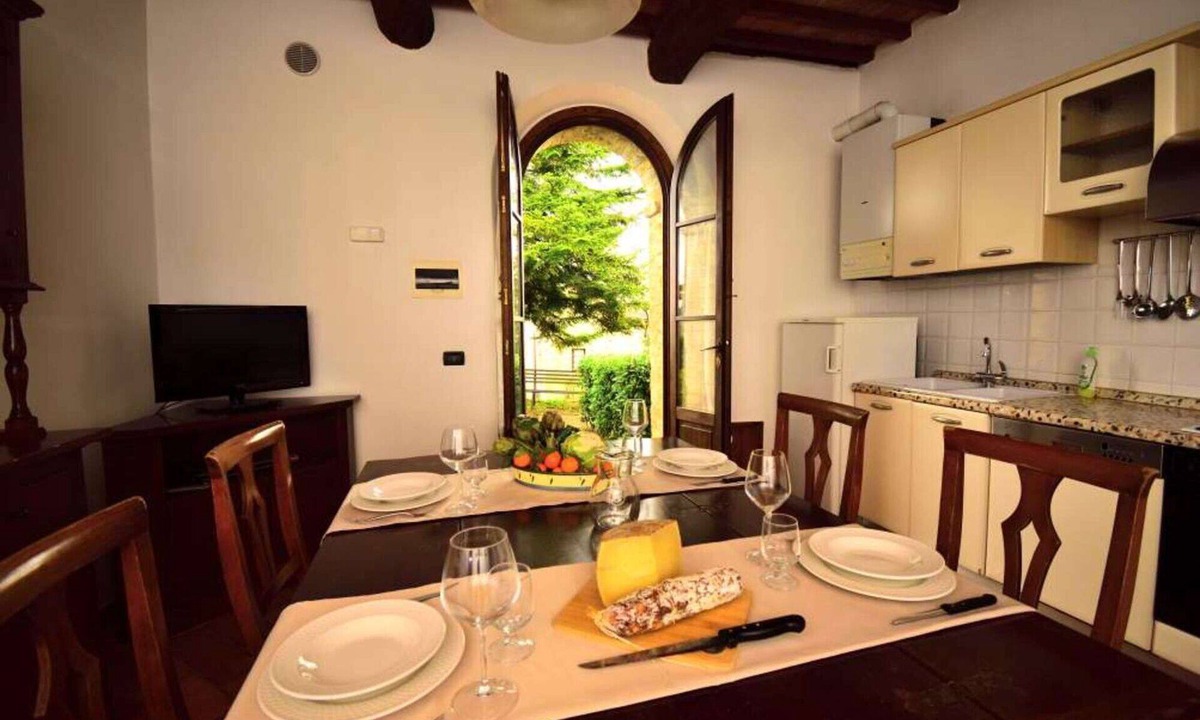 Ponte di Gabbiano Apartment | Nice apartment for 3 guests with pool, A/C, WIFI, TV and pets allowed, close to Siena