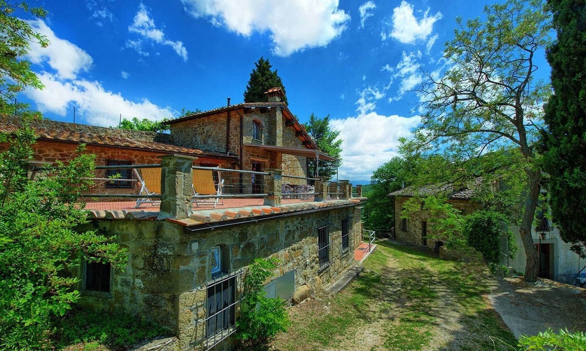 Greve in Chianti Apartment | Nice lodging in a Chianti villa,Pool, Terrace for al fresco dining with Wi-Fi,2p
