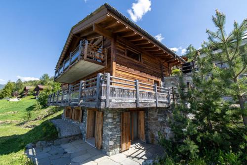 Nendaz Ski Chalet | Oak Tree Chalet - on the ski slope - luxury!