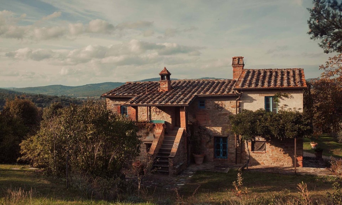 Monte San Savino House | Podere Maraviglia, a 16th Century Olive Oil Farm Fully immersed in Nature