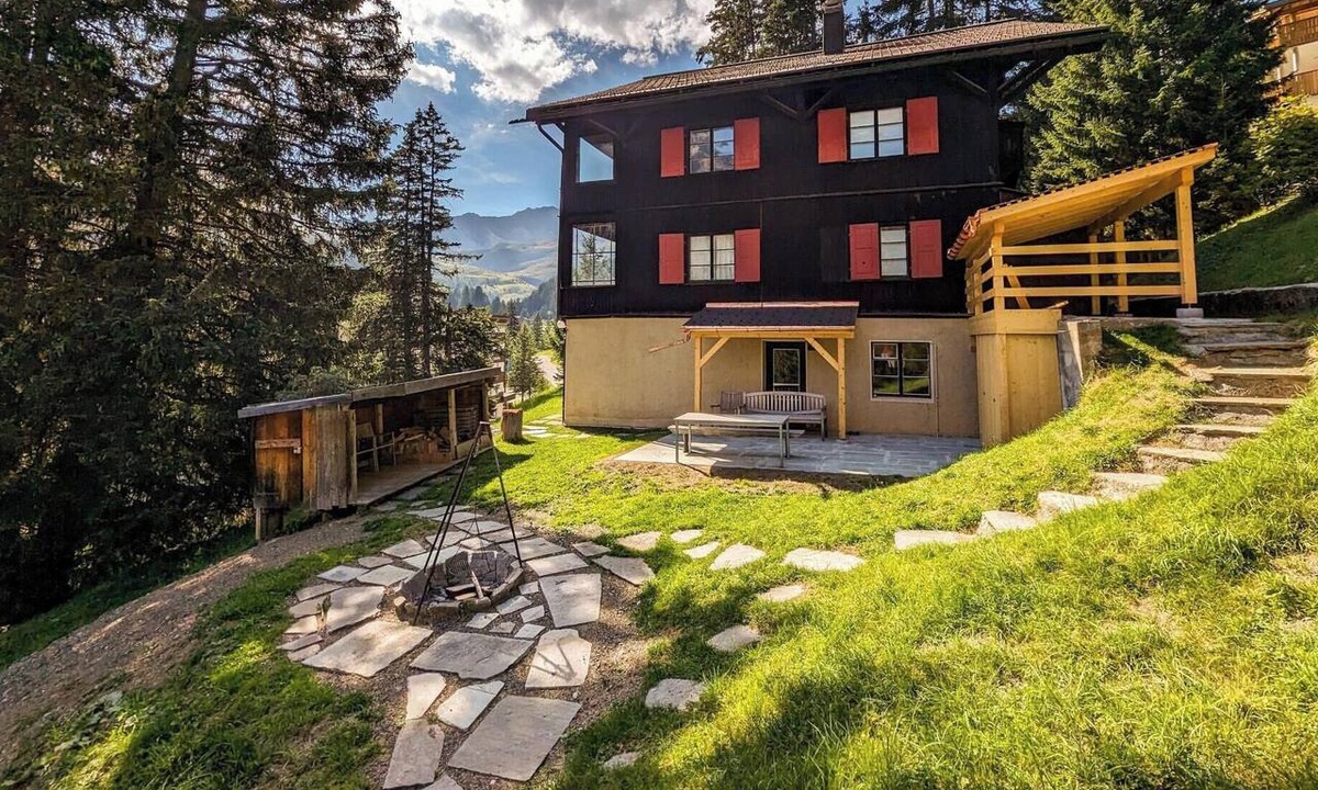 Arosa Apartment | Pradella Garten by Arosa Holiday Appartement/Fewo, Dusche oder Bad, WC, 7-Bettwo by Interhome