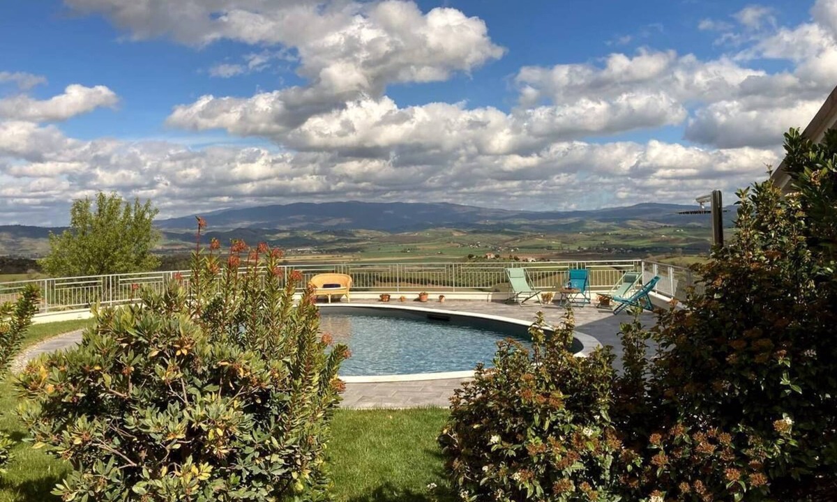 Campagnatico Villa | Private villa with stunning views and pool