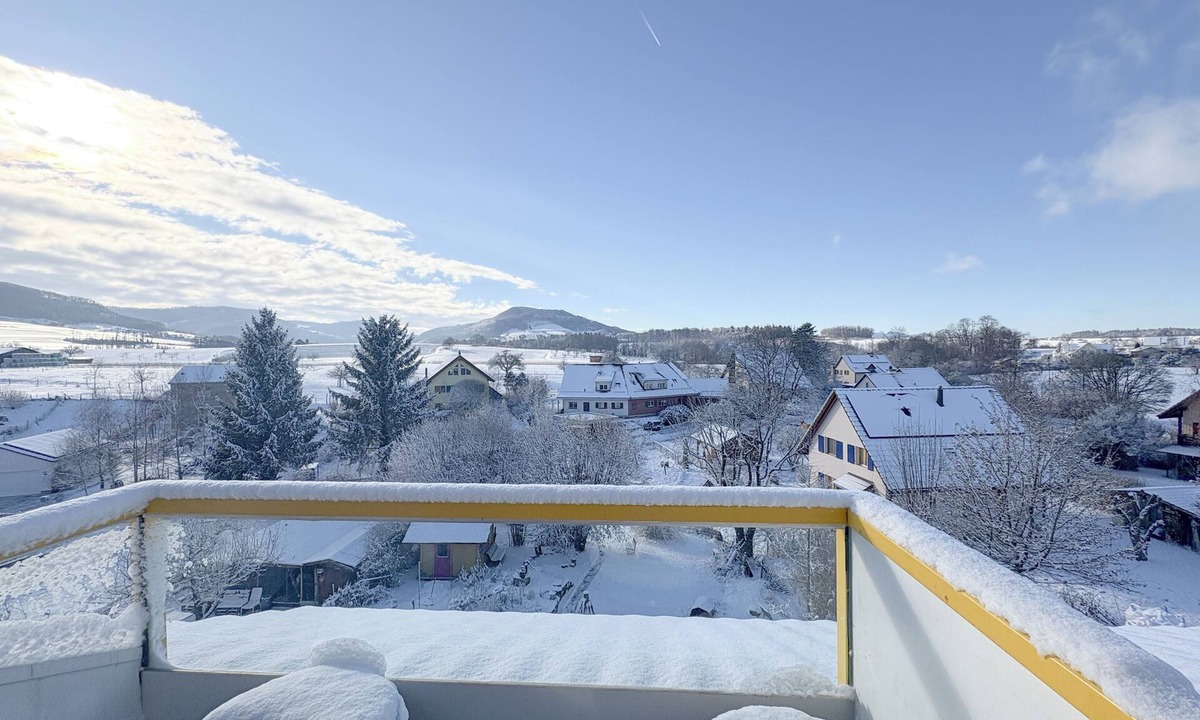 Wenslingen Apartment | Quiet apartment with parking space - near Basel - ideal for relaxation, families & nature