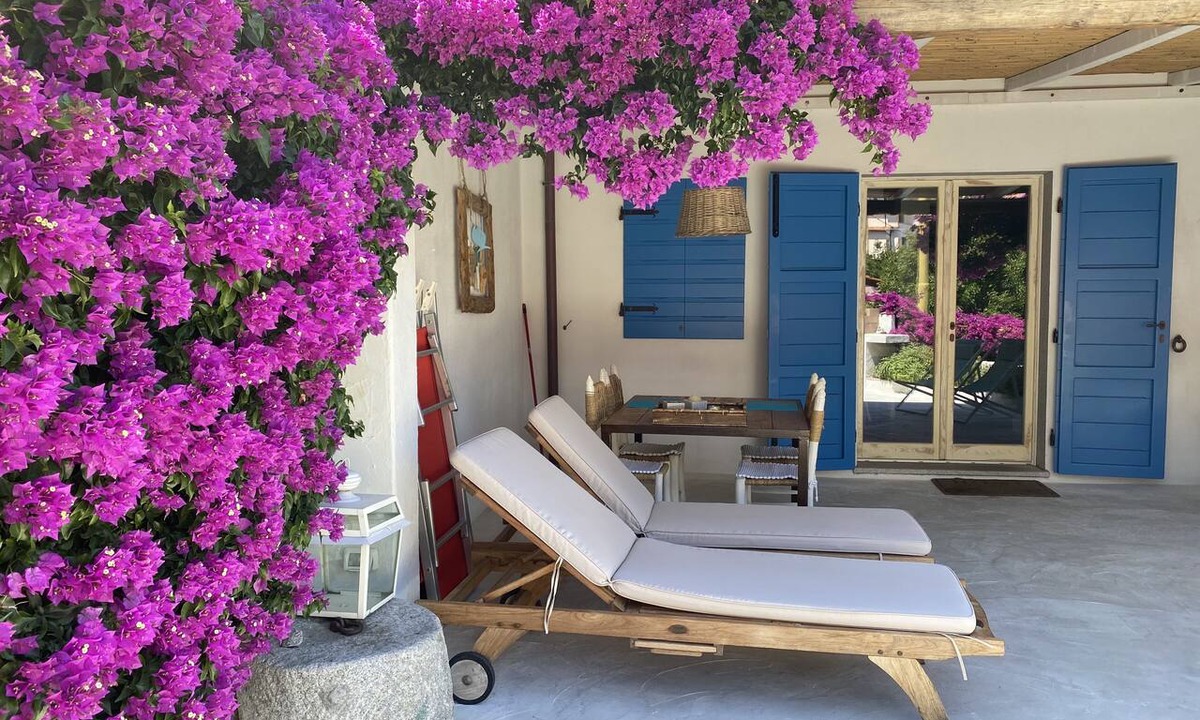 Chiessi House | Romantic cottage on the coast of the sun at 80 m from the sea loc. Chiessi