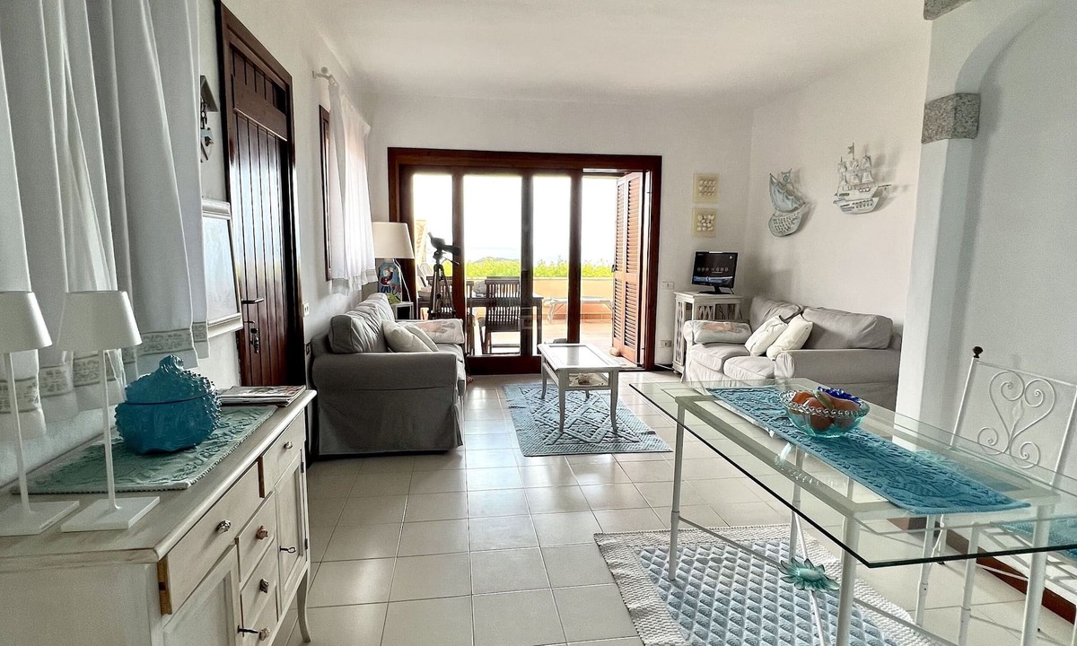 Capo Coda Cavallo Apartment | SAN TEODORO PUNTA EST TRILOCALE MERAVIGLIOSA VISTA MARE