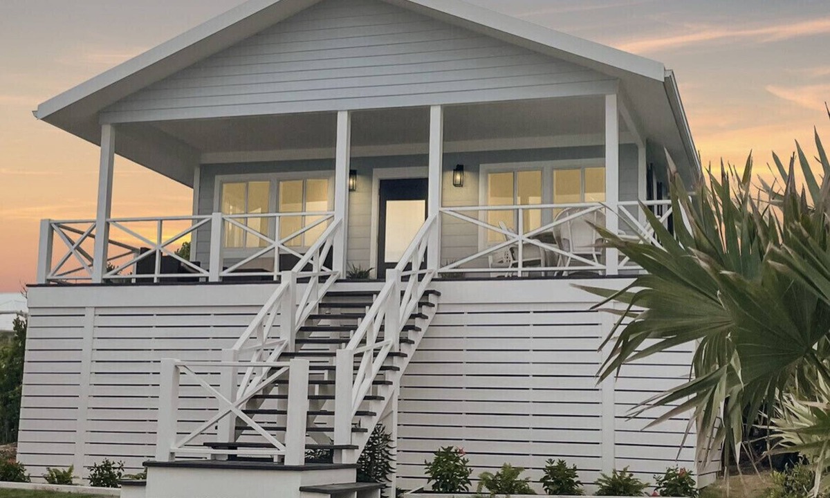 Hope Town House | Second Wind - Atlantic Views - Just Steps to Beach!