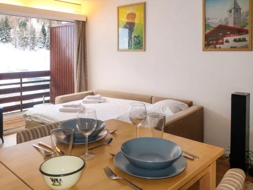 Noveli Apartment | Studio Rosablanche D12 by Interhome
