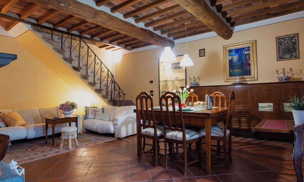 SantʼAndrea di Compito Villa | Stunning private villa for 10 guests with private pool, WIFI, TV, balcony and pets allowed