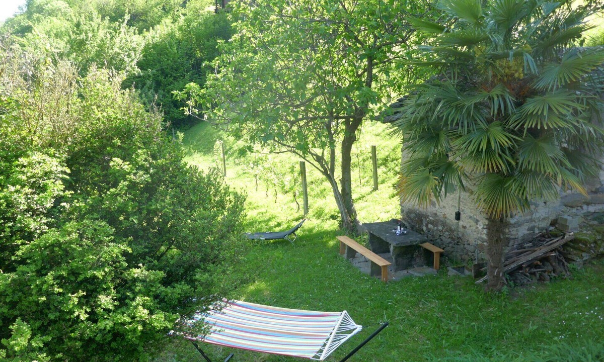 Semione House | Stunning private villa for 6 guests with WIFI, TV and patio