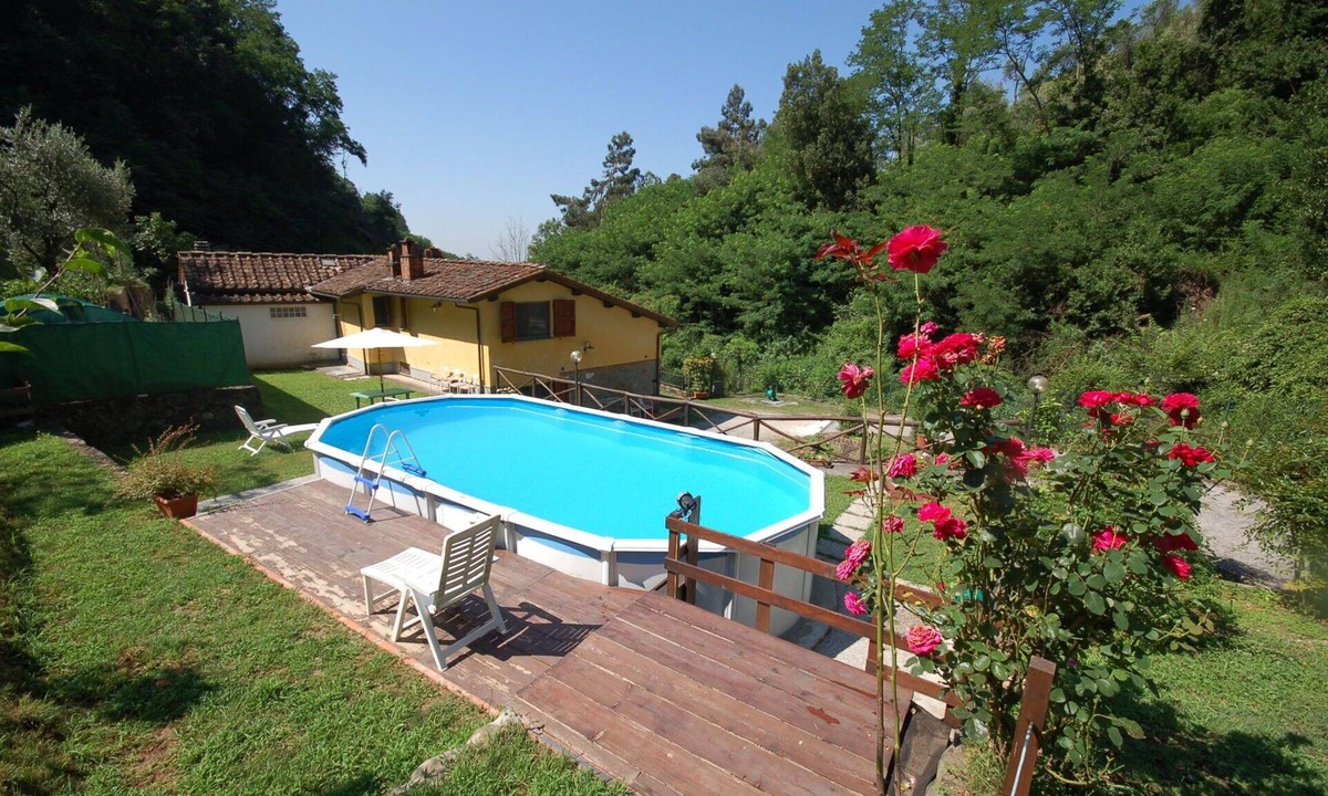 Massa e Cozzile Villa | Stunning villa for 6 people with private pool, internet, TV, patio and pets allowed