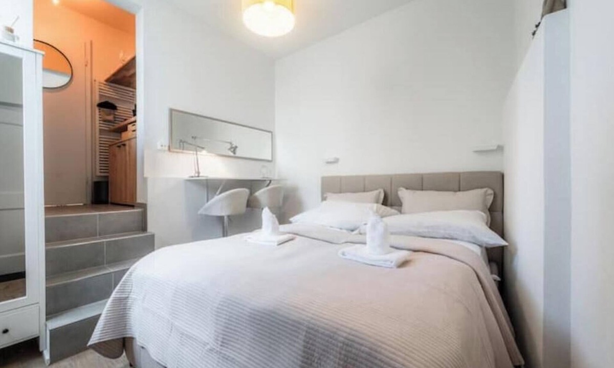 Enge Apartment | Stylish micro loft in the center of Zurich Self Check-in - Near lake & train station