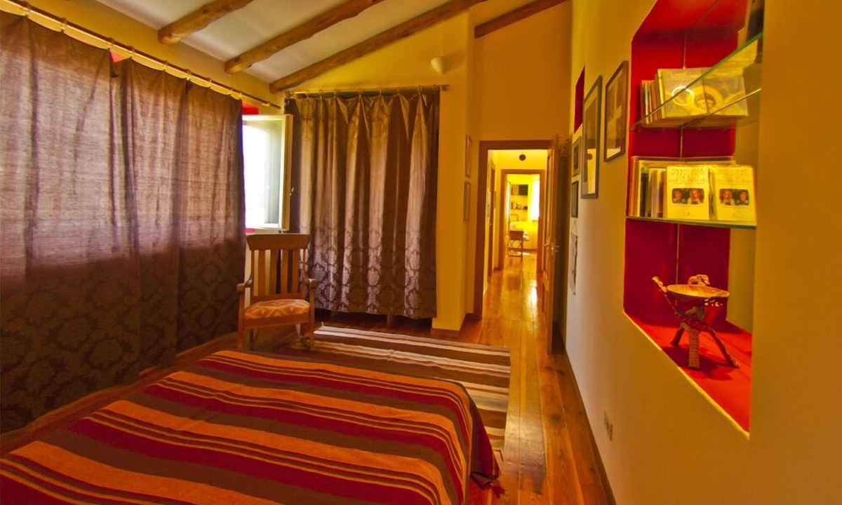 Tragliatella House | SunCave Gardens Naturist