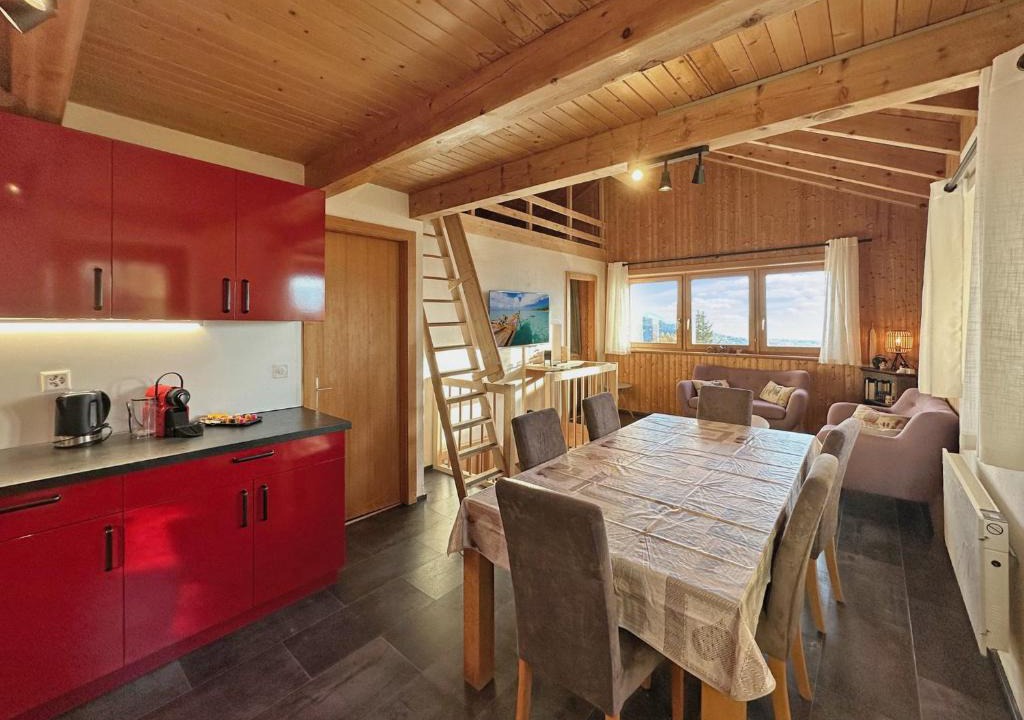 Monteiller Ski Chalet | Tiny House facing the Alps - Ski in, Ski out