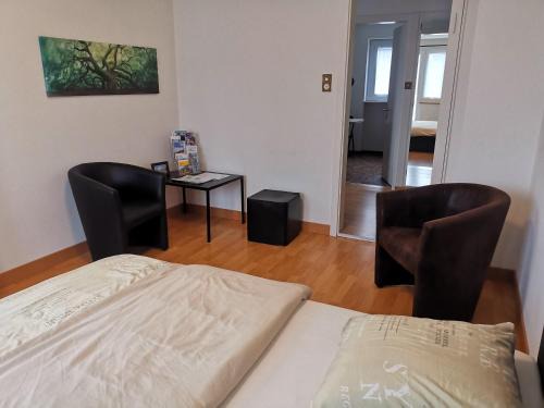 Wipkingen Apartment | Turicum Apartment mit Balkon und Parkplatz