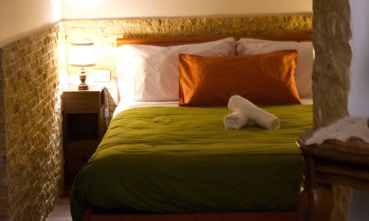 Sutri House | Vacation House Dolce Angelo 21, with view of Amphitheater, in the heart of the historic center