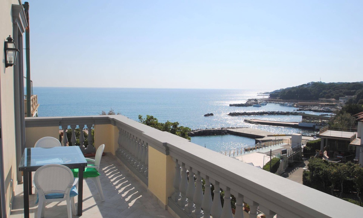 Castiglioncello Apartment | Villa Fiorella - VILLA FIORELLA 1°P MARE