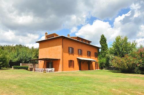 Capranica Villa | Villa i Noccioli - 18 posti letto, piscina, parco