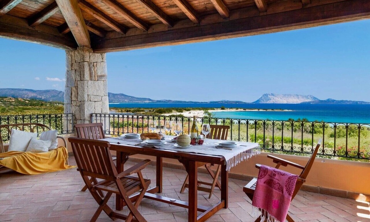 Luddui Villa | Villa "Ida Isuledda" with Pool, Garden & Wi-Fi