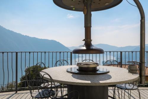 Cernobbio Villa | Villa Kirivangio with Pool & SPA