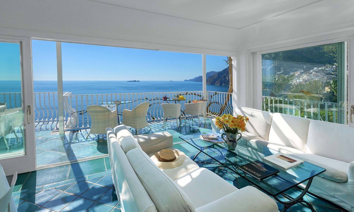 Arienzo Villa | Villa Magnolia with hot tub - My Rental homes