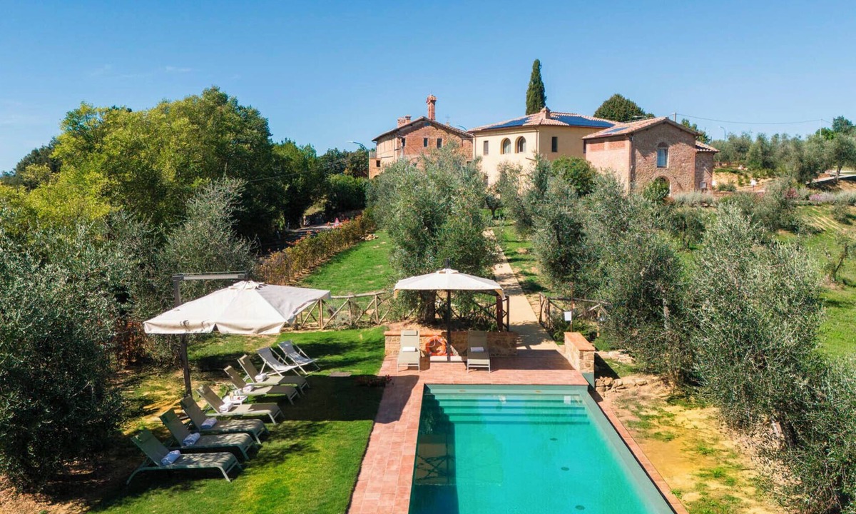 Siena Villa | Villa Mami: A Tuscan Retreat of Elegance and Charm