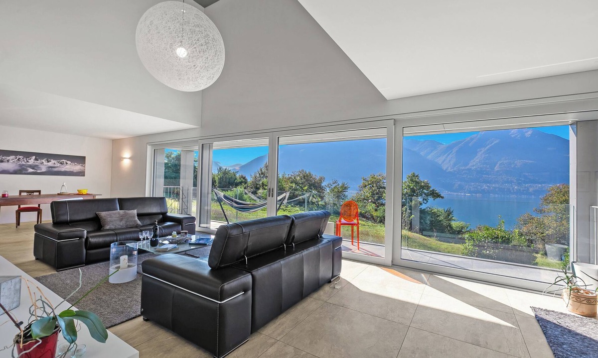 Minusio Villa | Villa Mondacce with Jacuzzi & Lake Views, Minusio, Switzerland