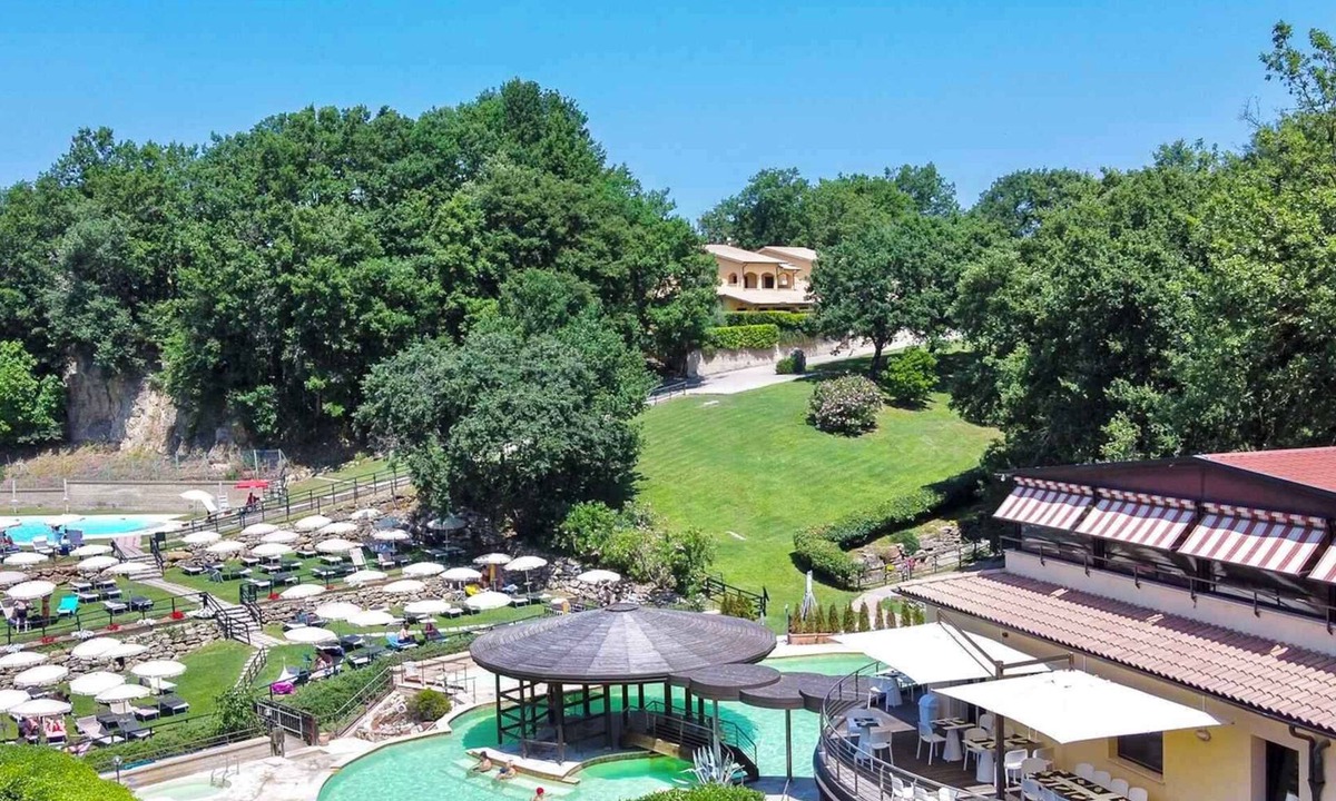 Sorano Villa | Villa with air conditioning and pool