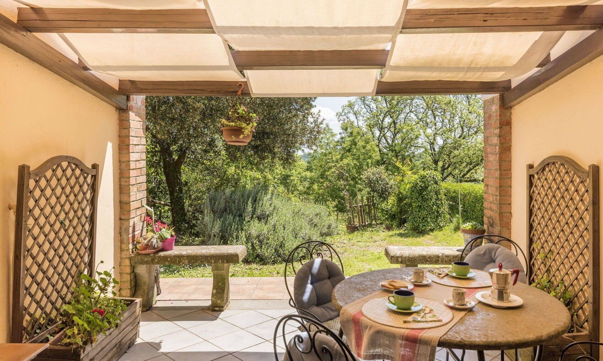 Allumiere House | Wonderful private villa for 7 guests with WIFI, TV, terrace and pets allowed