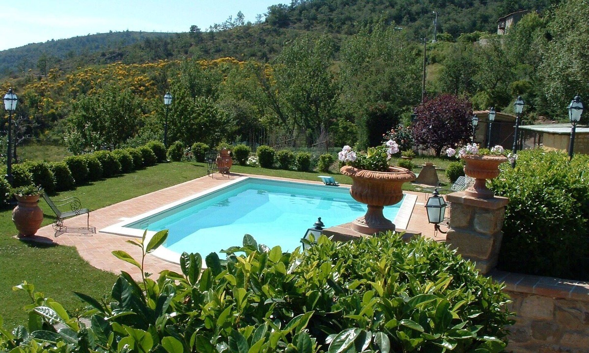 Cortona Villa | Wonderful villa for 4 guests with pool, WIFI, A/C, TV and panoramic view