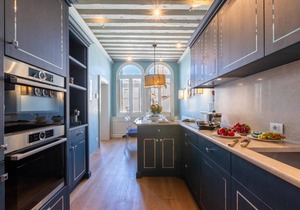 190 m² Apartment ∙ 4 bedrooms ∙ 8 guests