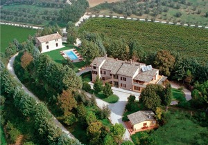 420 m² Villa ∙ 8 bedrooms ∙ 30 guests