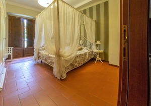 Residence la Poggerina (Apt. 2), at the gates of the Chianti region