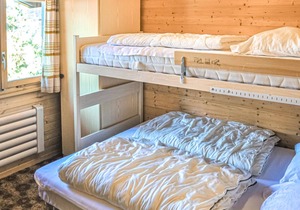 The vacation home Chalet Glück-Auf in Bürchen is located in the chalet zone of the village.