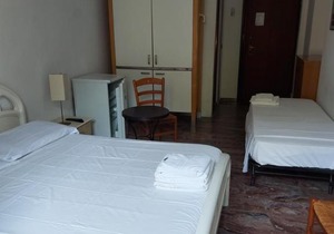 Vatican Rooms Guest House