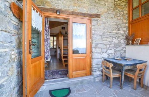Oblizza House | 2 bedroom accommodation in Stregna