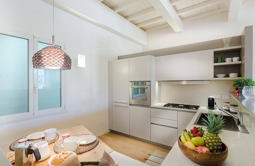 Lucca Historical Center Apartment | 2 Bedrooms Apartment with Terrace and Elevator
