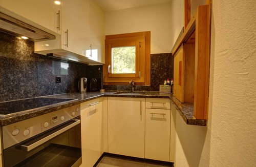 Silvaplana Apartment | 2-room flat with lake view on the 3rd floor