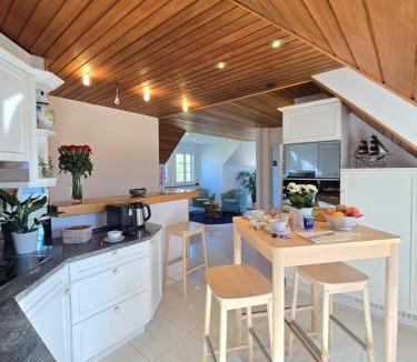 Ecublens Apartment | 2BR Appart confortable - Fast WiFi - Swiss Tech - EPFL - la RTS - l'UNIL - parking