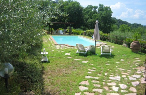 Torgiano Apartment | 3 bedrooms appartement with shared pool furnished garden and wifi at Torgiano