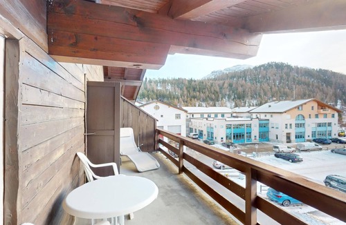 Celerina-Schlarigna Apartment | 3-room apartment on the 3rd floor, approx.
