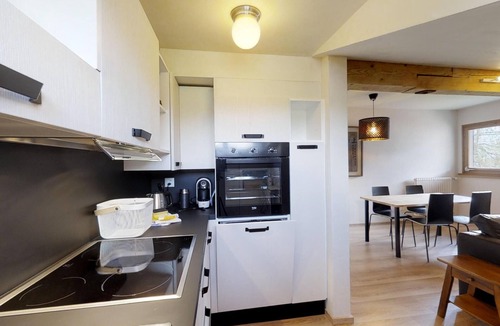 Surlej Apartment | 3-room apartment in the attic, furnished, living/dining room, sep.