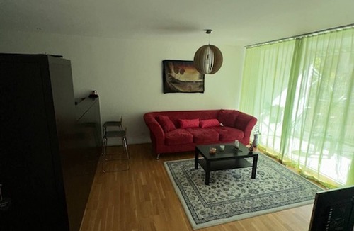 Wallisellen Apartment | A cozy room with double bed in semi shared Flat