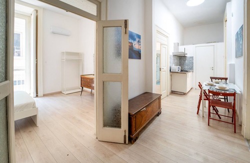 Historical Center Apartment | A pochi passi da Piazza del Gesù by Wonderful Italy
