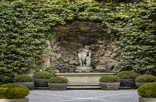 Como Villa | A private estate on a mountain top with breathtaking views of Lake Como