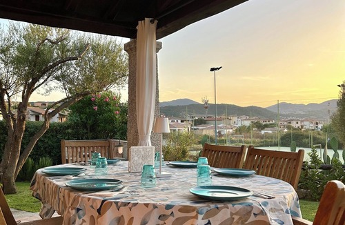 Tanaunella Villa | 🏡Accommodation Rental 🏊Private saltwater pool 🌊Near the sea 🪴Private garden