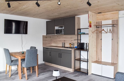 Hohfluh House | Aennetlauenen by Interhome