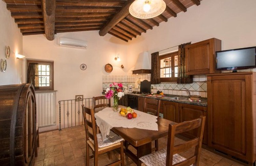 Popoltaio-Schiacciato House | Agriturismo Malagronda
