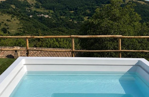 Campello sul Clitunno House | Agriturismo Pettino