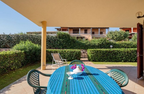 Monte Petrosu Apartment | All have their own entrance and are located in four-family villas.Elegantly furnished, they have a small garden with furnished covered veranda or furnished covered terrace.Composed of living room with kitchenette and double sofa bed, bedroom with double