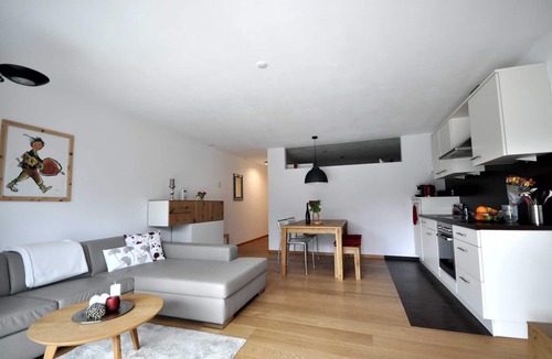 Engadin Scoul Apartment | Allegra and welcome to the Rachögna vacation apartment